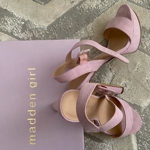 Never worn madden girl lilac heels size 8